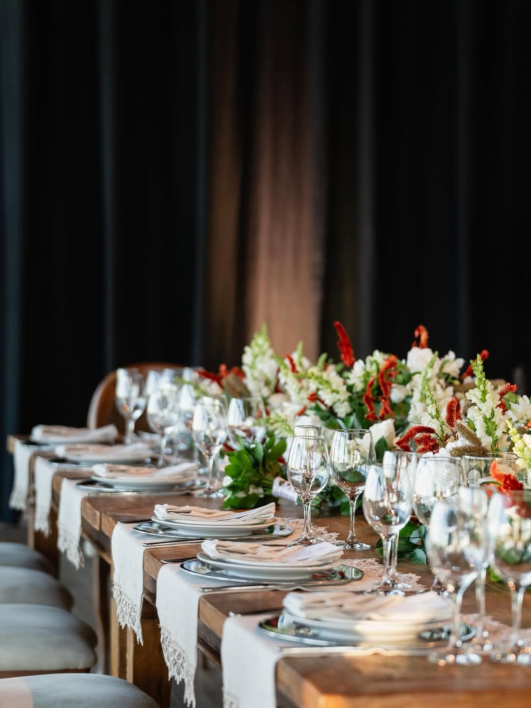 Serviço de buffet empratado em evento da Zander Eventos